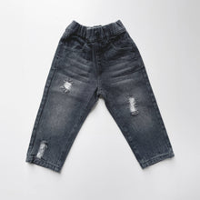 Load image into Gallery viewer, Toddler Relaxed Straight Washed Black Denim
