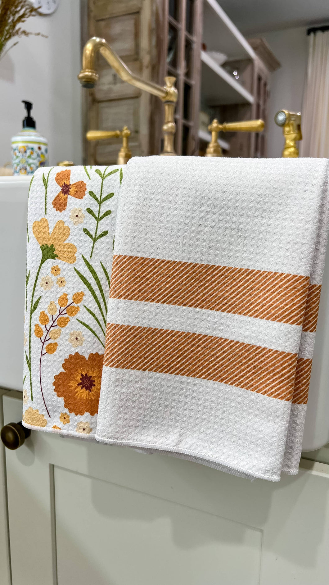 Corn Maze Bloom Towels