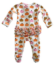 Load image into Gallery viewer, Pink Pumpkin Patch Frill Zip Footie
