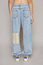 Load image into Gallery viewer, Embroidered Patch Jogger Pants
