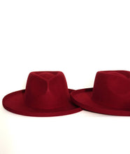 Load image into Gallery viewer, Berry Red - Wool Hat
