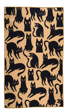 Load image into Gallery viewer, Nine Lives Bloom Towels
