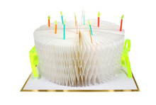 Load image into Gallery viewer, 3D Honeycomb Cake Happy Birthday Card
