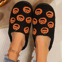 Load image into Gallery viewer, Halloween Slippers
