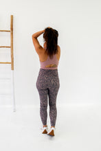 Load image into Gallery viewer, Reversible Hug Me Active legging
